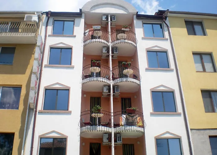 招待所 Private Trakiets 2*