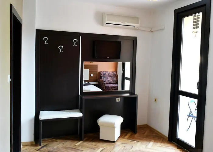 Private Trakiets 招待所 2*